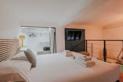 Image de Duplex confortable au coeur de Paris!