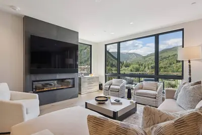 Image de One Riverfront Condo 400