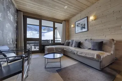 Image de À 200m des pistes de ski, 3ème étage, balcon, télévision, casier à ski, 40m², Tignes