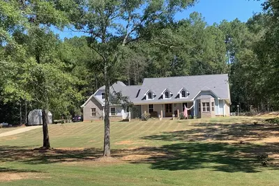 Image de Upscale, Quiet and Country in Mccomb