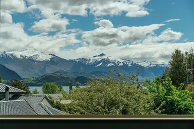 Image de Cherry Court - Wanaka Holiday Home