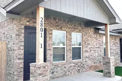 Image de Cozy 2-bedroom townhome close to medical district and Texas Tech with Ac, WiFi-1