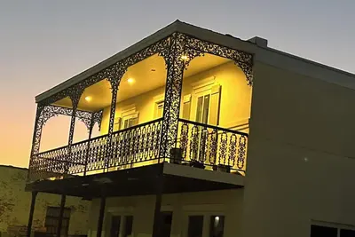 Image de Downstairs 3-bedroom apartment 2 bath apartment in historic downtown crowley