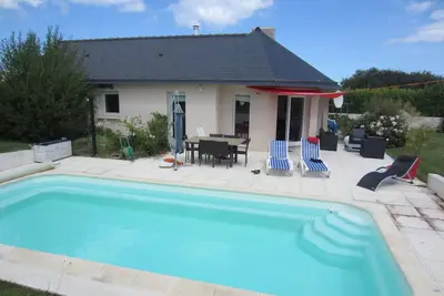 Villa 'Bord De Mer Piscine' avec piscine privée, terrasse privée et Wi-Fi