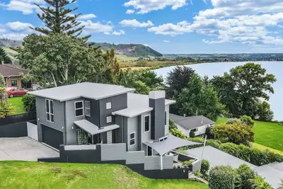 Image de Rotorua Serenity Lakeview Retreat