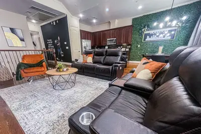 Image de Modern Luxury Townhome | Uptown Galleria