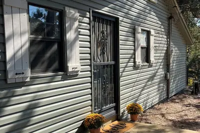 Image de Charming 2-bedroom cabin with WiFi, Ac in delightful Oxford