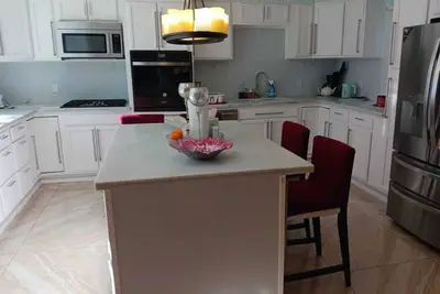 Image de Nyc Nearby: Modern, Safe, & Spacious house close to everything