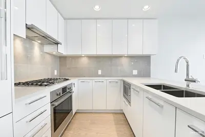 Image de Ubc Luxury 2 Bedroom Condo on Campus