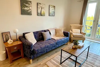 Image de Experience comfort and convenience in this ideal short-term rental!
