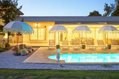 Image de Full of history, wrapped in coziness!