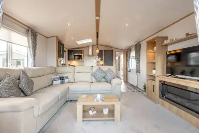 Image de Lodge No 44 | Stewart's Resort Cameron