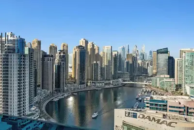 Image de Entire rental unit in Dubai - Elegant 1br ~ Panoramic Marina Views ~ Near Jbr