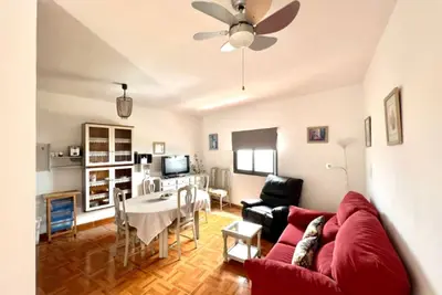 Image de Maison confortable de 2 chambres avec de belles vues sur la mer
