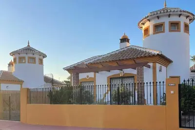 Image de Villa Marysol at the Country Club. Home away from home! Pet friendly.