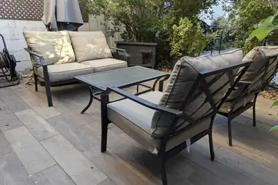 Image de Charming Brooklyn apartment with furnished yard, garden, and near parks!