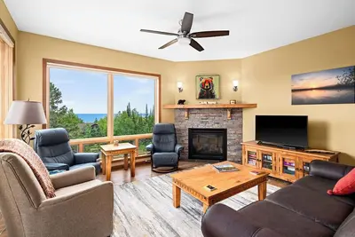 Image de Lake Superior view, 4-bed, short drive to Lutsen Mtn