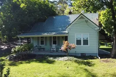 Image de Charming cottage close to Juniata College overlooking historic Huntingdon