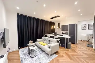 Image de Moderne-Appartement-Salle de bain privée-Vue sur Rue