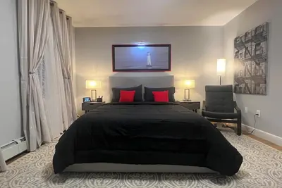 Image de Charming townhome with WiFi and Ac in delightful Brooklyn