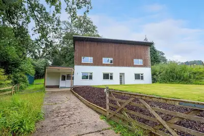 Image de The Wardens House, pet friendly, character holiday cottage in Newtown