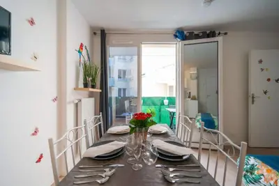 Image de Découvrez le Cocotier Athisien à Athis-Mons qui est en plein essors, situé à 20 minutes de Paris