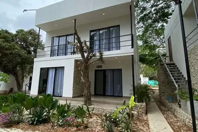 Image de Apartment 4 with balcony and garden and lake view