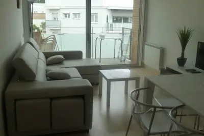 Image de A dix minutes de la plage appartement grand standing dans centre rosas