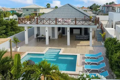 Image de Perla di Solo, Perla di Solo, 6 person villa, pool, roof terrace, sea view!