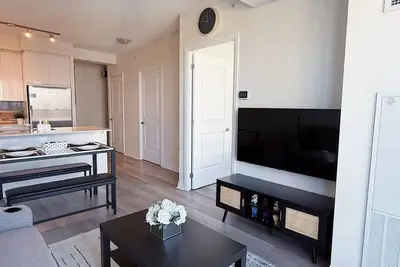 Image de Luxury 1+Den, Balcony, City View, Free Parking