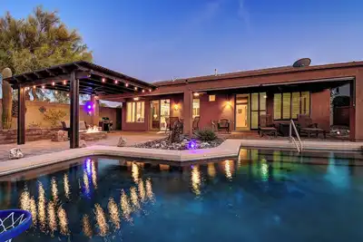 Image de Anthem Getaway with Backyard Oasis!