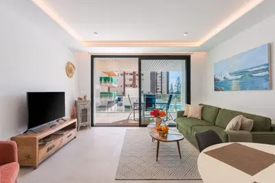 Image de Jade Tower | 2-Bedroom Coastal Luxury Apartment in Fuengirola