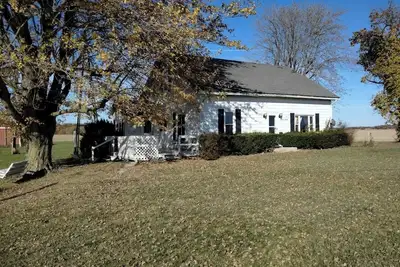 Image de Charming 3-bedroom farmhouse with WiFi, Ac in quaint Warren