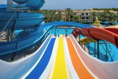 Image de Hostgool Chalets in mirage bay Resort &aqua park