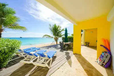 Image de Cocos Beachfront Heaven