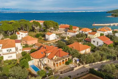 Image de Maison de 4 chambres acceptant les.