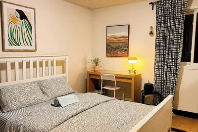 Image de Cute and Cozy home in Brampton. Central Location at Affordable Prices