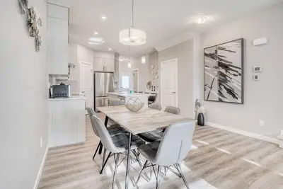 Image de 4-bedroom house in wonderful Calgary with WiFi, Ac