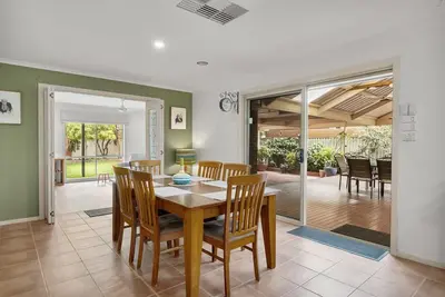 Image de Charming 3-Bed Family Home with Amazing Garden