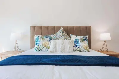 Image de Modern Coastal Living | Walk to Beach & Cafés