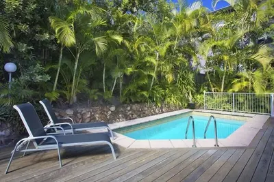 Image de Noosa Views 4  Noosa Drive 33 – Stylish Coastal Retreat