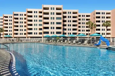 Image de Gulf Front & Fun Amenities + Free Attraction Tickets!