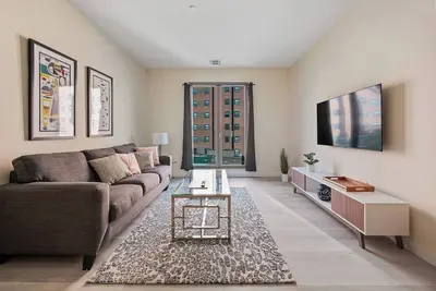 Marvelous 2br! Free Parking! 30 Min to Nyc