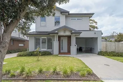 Image de Hamptons Style Haven for Laidback Family Living