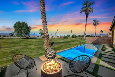 Image de Living the Dream! Golf and Sunset Views! Brand New Home! Gallery, Indian Palms
