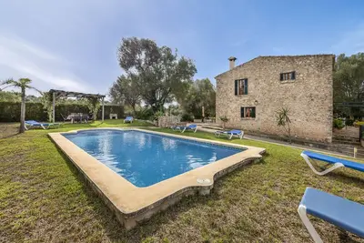 Image de Finca with pool and garden views
