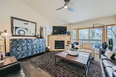 Image de Modern Townhome in Vail: Steps to Free Bus & Walk to Lionshead