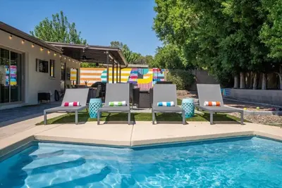 Image de Heated Pool - Spa - Arcade Games - Pool Table - Ping-Pong - Bocce - Putt Putt