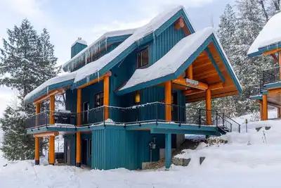 Image de Ski In & Out Right from your Private Hot Tub