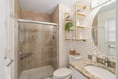 Image de Hot Tub - Fire Pit - Single Level Ranch